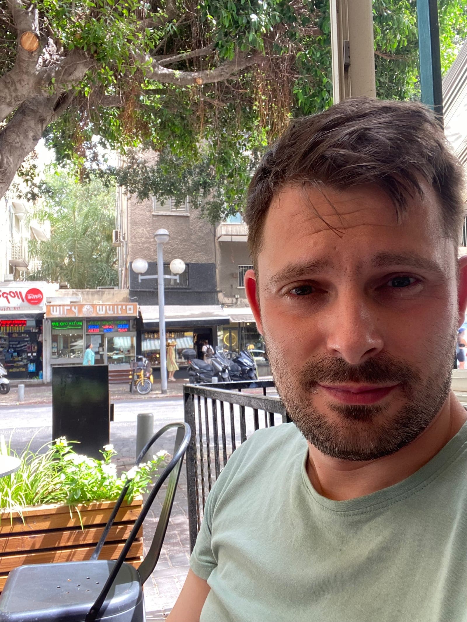 Maciek Gdula, the teacher behind Ancient Greek School
